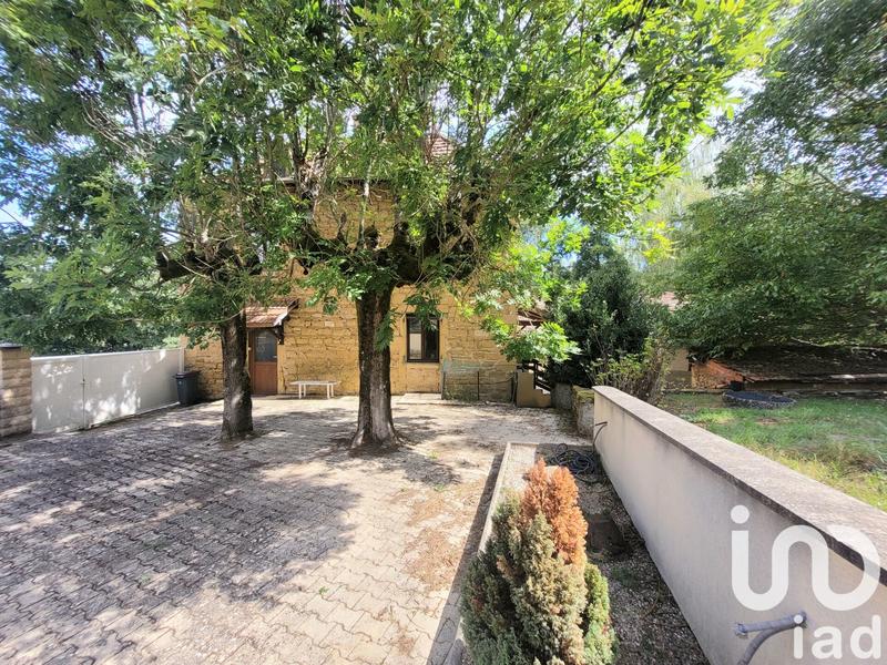 Maison - 102 m² - 4 pièces