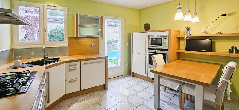 Maison - 141 m² - 5 pièces