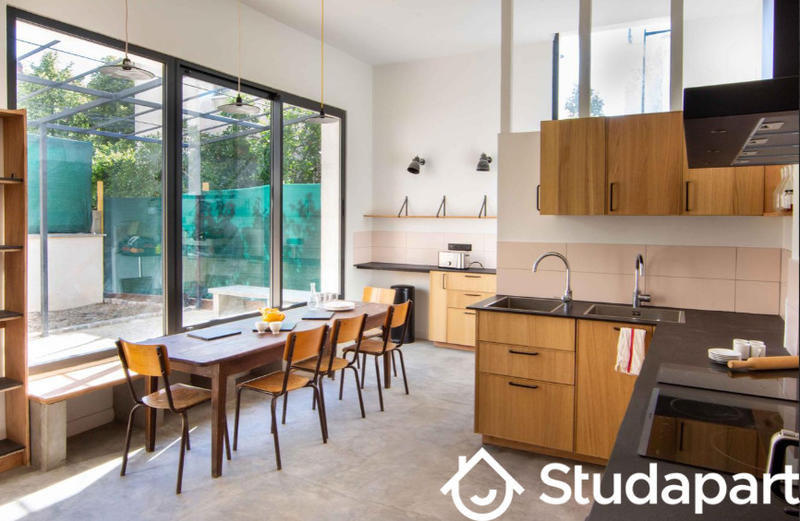 Chambre - 14 m² - 1 pièce