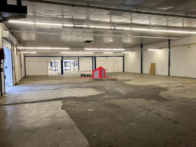 Local commercial - 515 m²