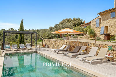 Bastide - 400 m² - 16 pièces