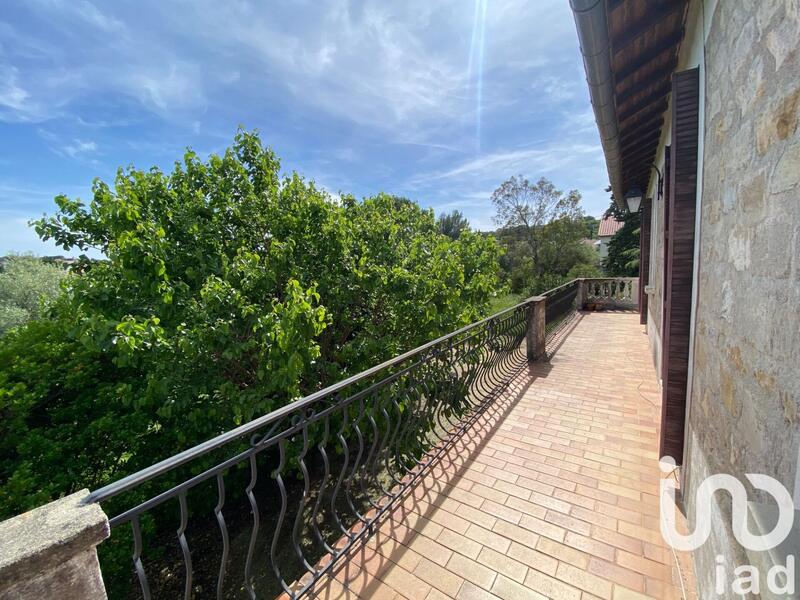 Maison - 156 m² - 8 pièces