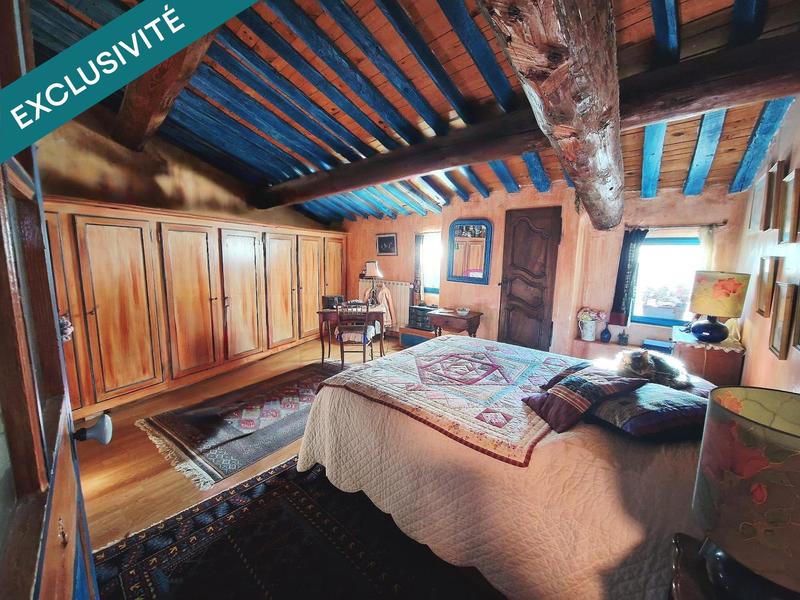 Maison de village - 234 m² - 6 pièces