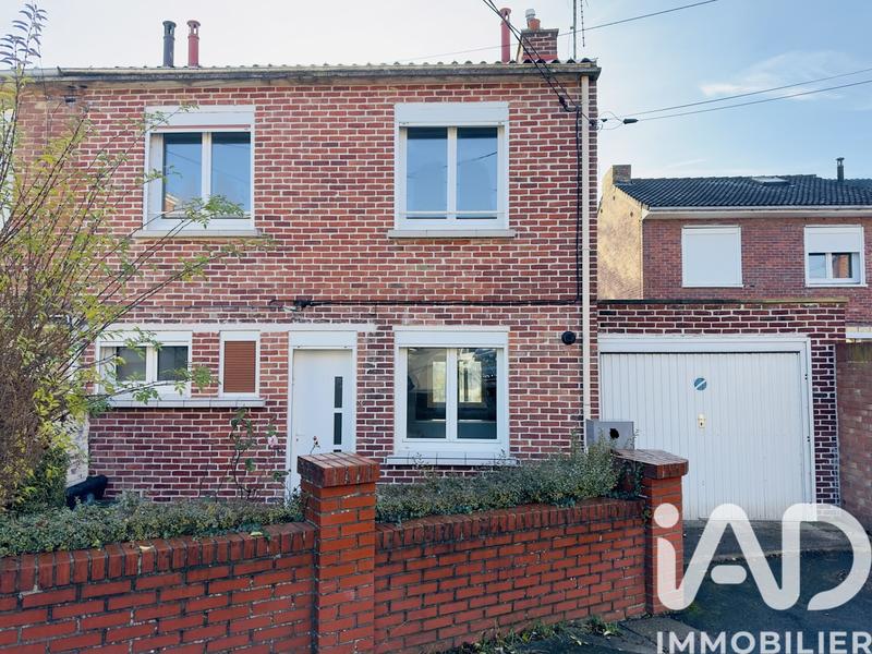 Maison - 76 m² - 5 pièces