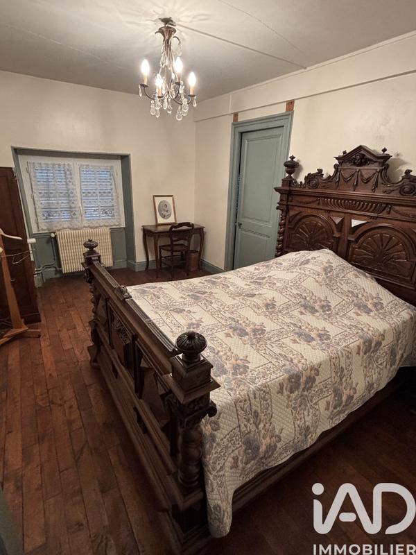 Maison de ville - 384 m² - 15 pièces