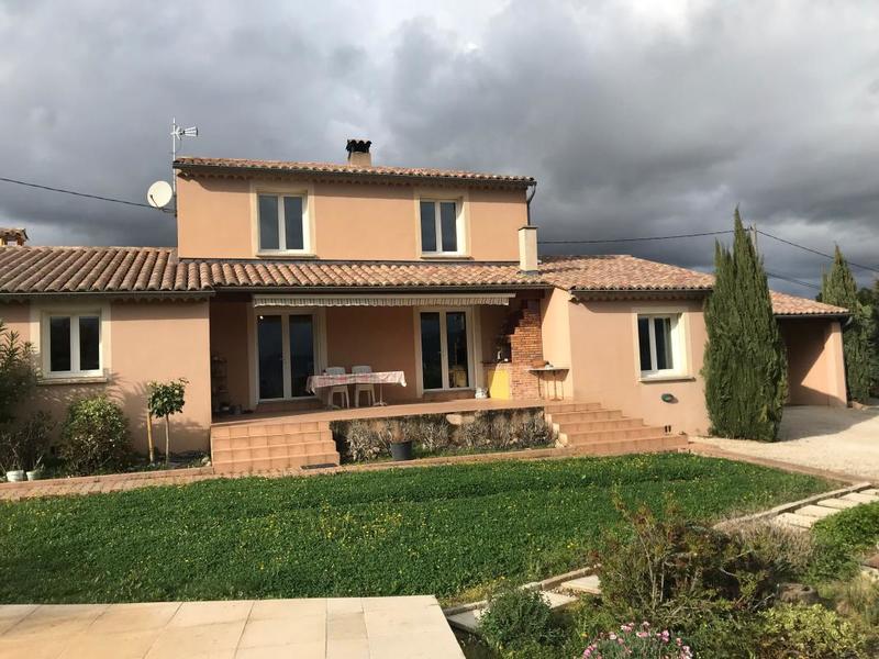 Villa - 180 m² - 5 pièces