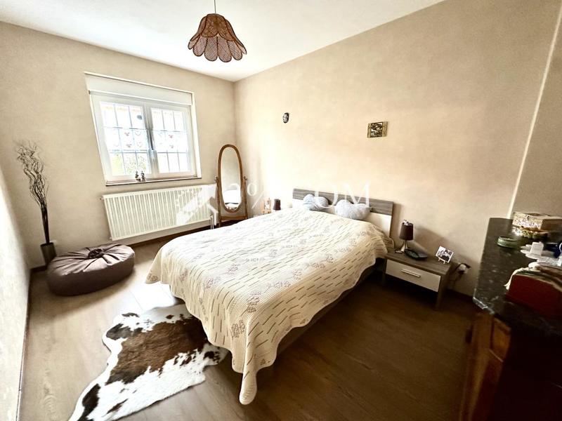 Maison - 92 m² - 5 pièces