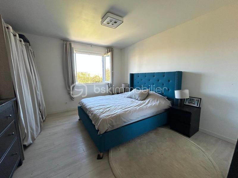 Maison traditionnelle - 173 m² - 5 pièces