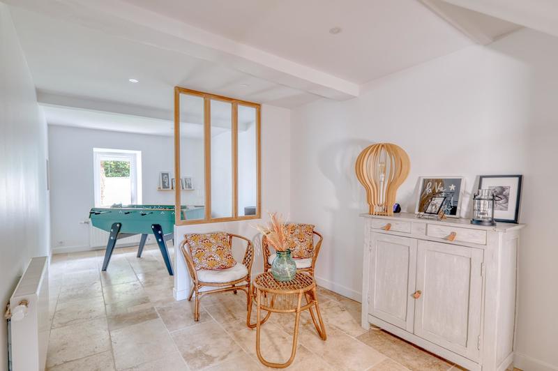 Maison - 201 m² - 7 pièces