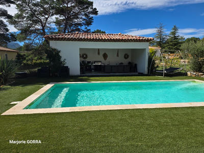 Maison - 142 m² - 5 pièces