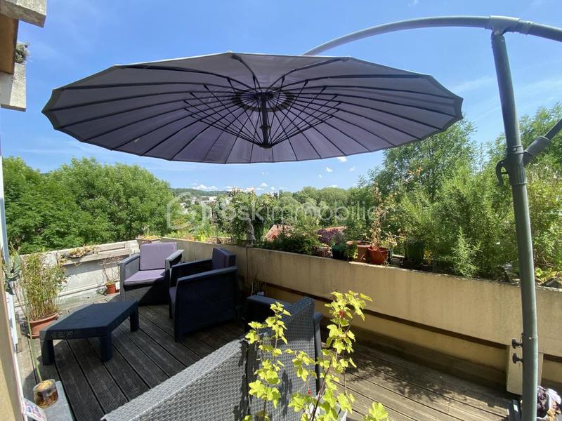 Appartement - 77 m² - 4 pièces