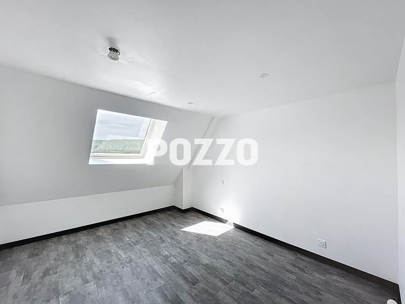 Maison - 151 m² - 6 pièces
