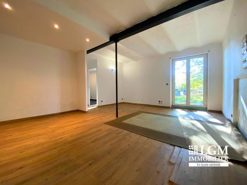 Maison - 328 m² - 5 pièces