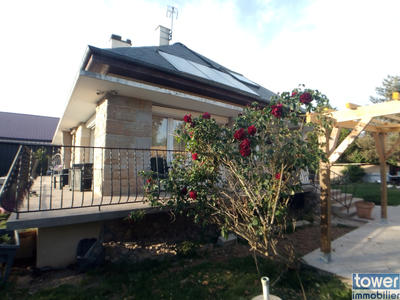 Maison - 220 m² - 7 pièces