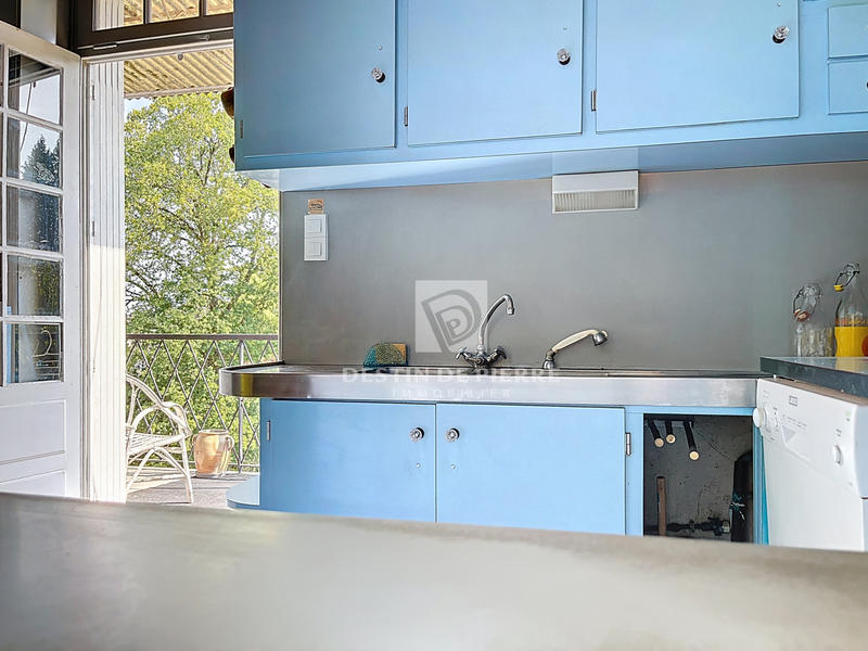 Maison - 190 m² - 9 pièces