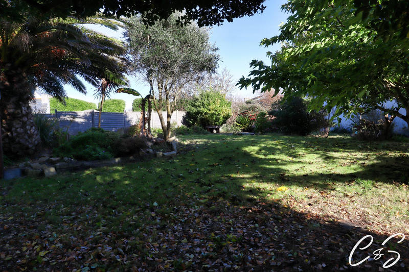 Maison - 137 m² - 6 pièces