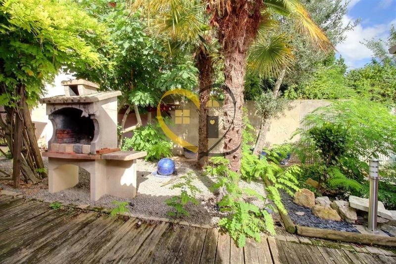 Maison - 95 m² - 6 pièces