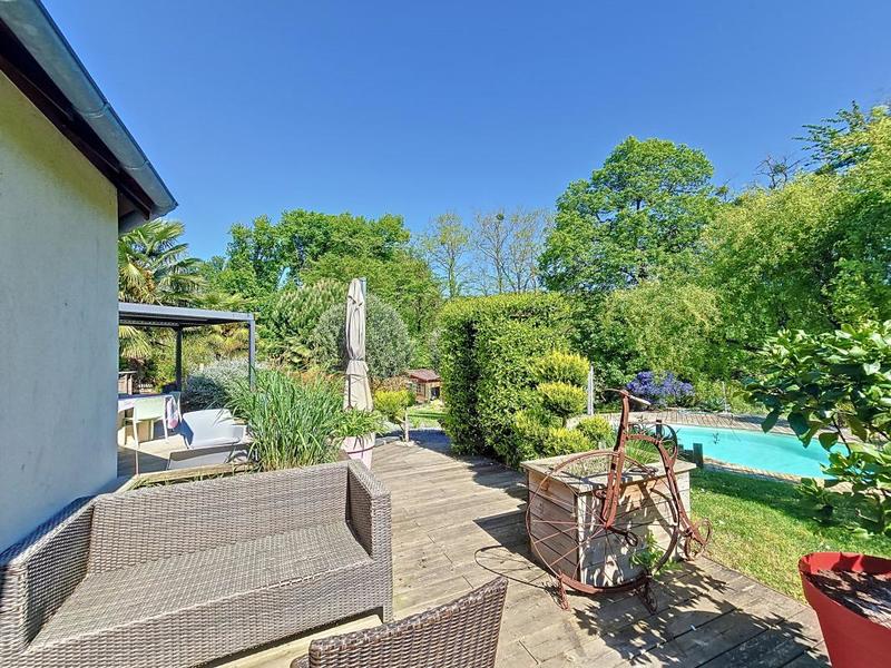 Maison - 81 m² - 5 pièces