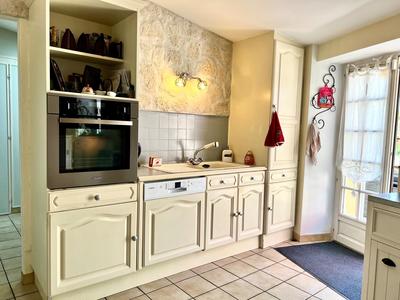 Maison - 195 m² - 6 pièces