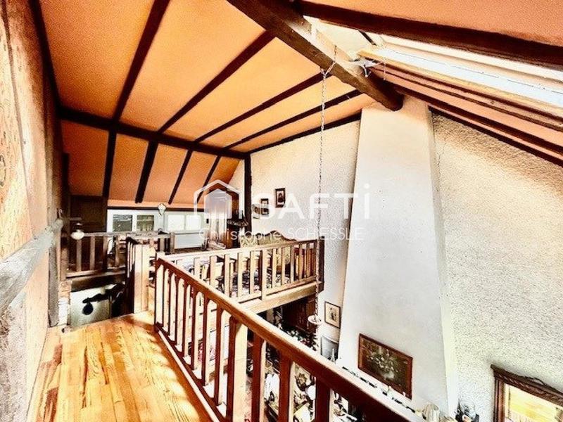 Maison - 189 m² - 8 pièces