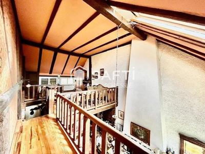 Maison - 189 m² - 8 pièces