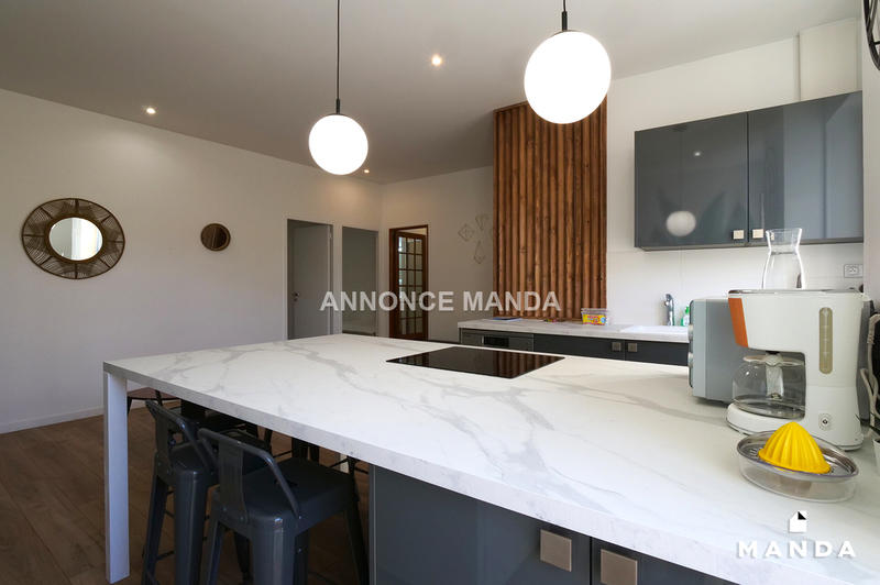 Chambre - 10 m² - 6 pièces