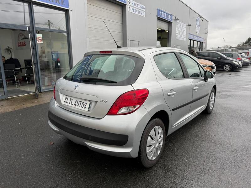 Peugeot 207 1.4 i 75 Ch Garantie 6 Mois / Reprise Possible