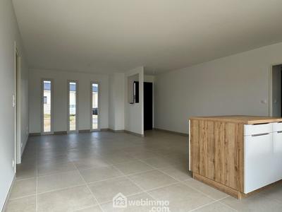 Maison - 95 m² - 4 pièces