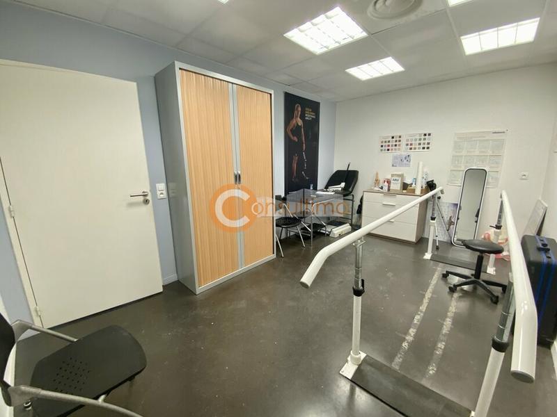 Local commercial - 127 m²