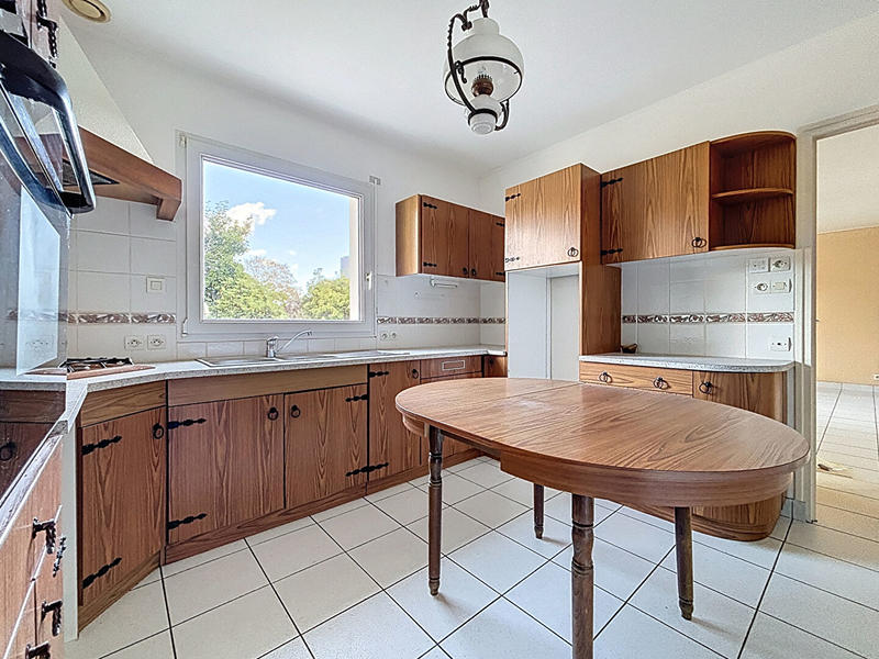 Maison - 93 m² - 5 pièces