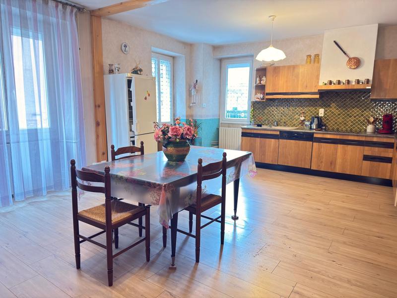 Maison - 125 m² - 5 pièces