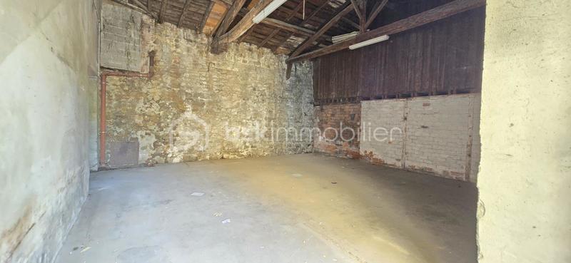 Immeuble - 115 m² - 1 pièce