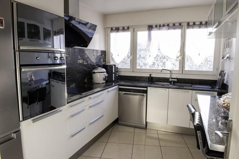 Appartement - 84 m² - 4 pièces