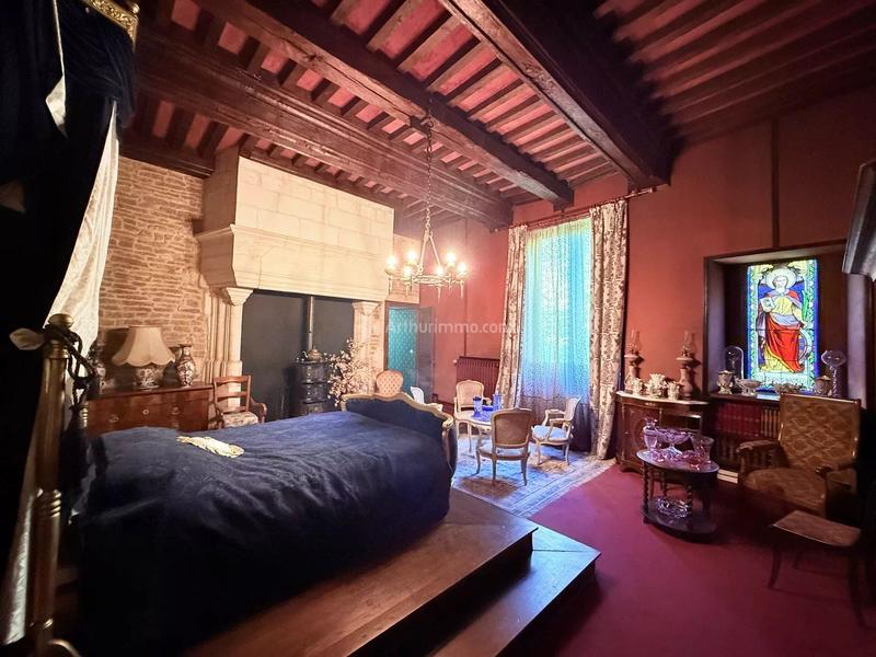 Maison - 450 m² - 14 pièces