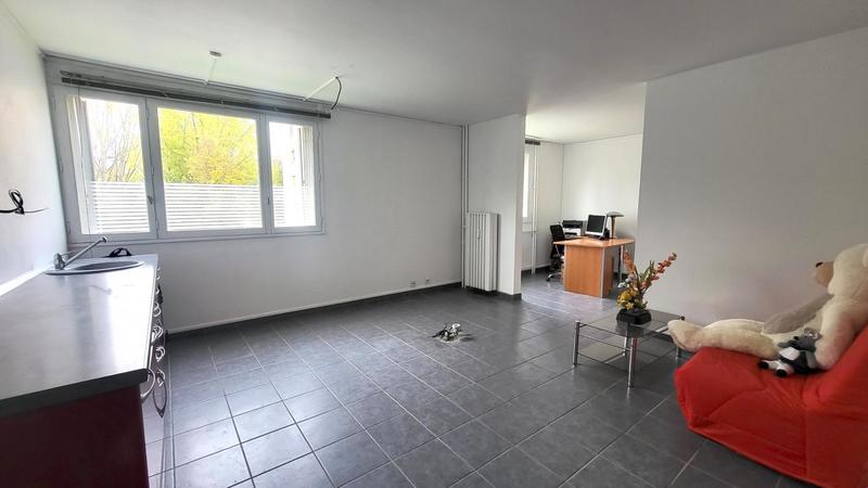 Appartement - 85 m² - 3 pièces