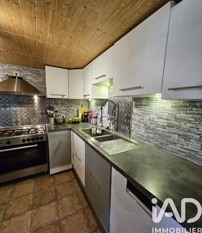 Maison - 98 m² - 5 pièces