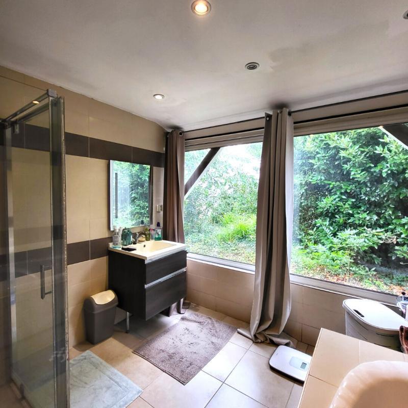 Maison - 121 m² - 5 pièces