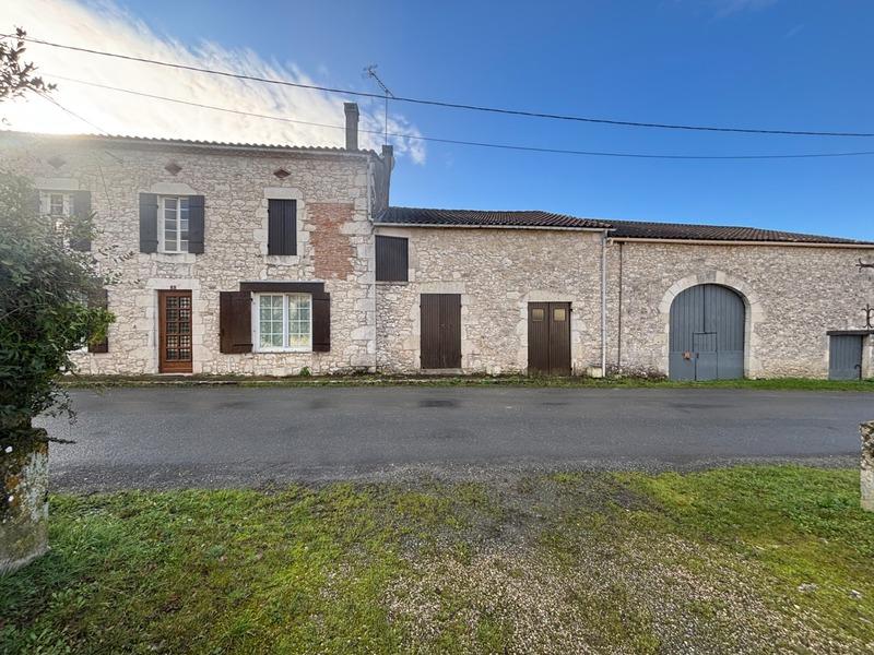 Maison de village - 166 m² - 8 pièces