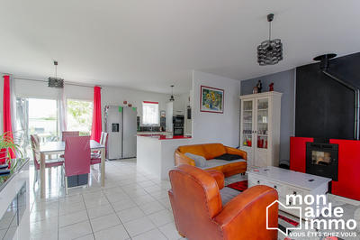 Maison - 81 m² - 4 pièces