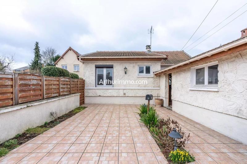 Maison - 92 m² - 4 pièces