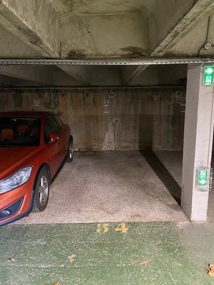 Parking / Garage