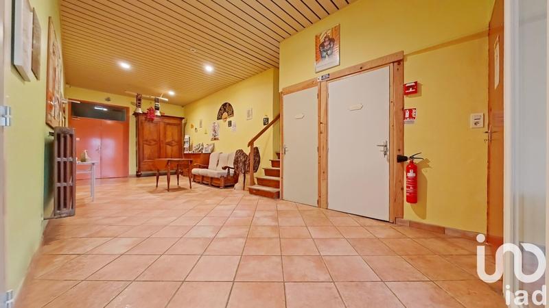 Maison - 891 m² - 15 pièces
