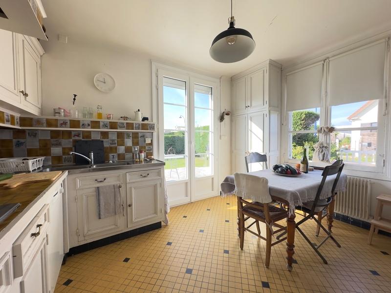 Maison - 136 m² - 6 pièces