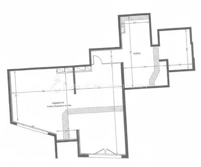 Local commercial - 111 m² - 1 pièce