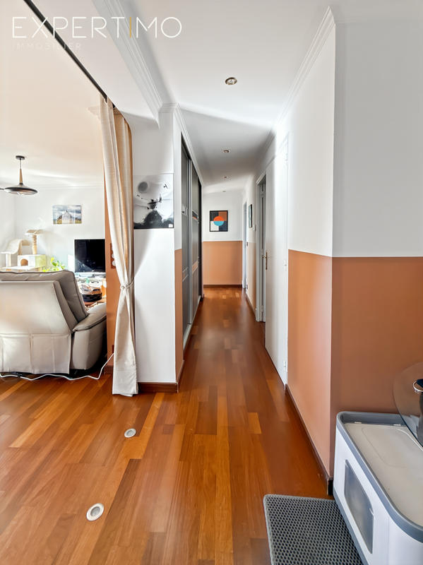 Appartement - 67 m² - 3 pièces