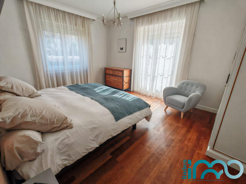 Maison ancienne - 200 m² - 7 pièces