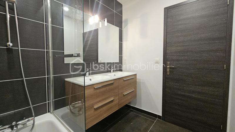 Corps de ferme - 122 m² - 4 pièces