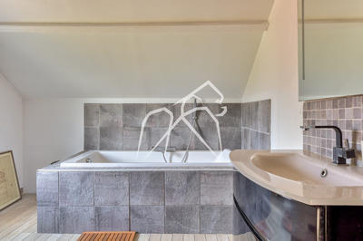 Maison - 106 m² - 5 pièces