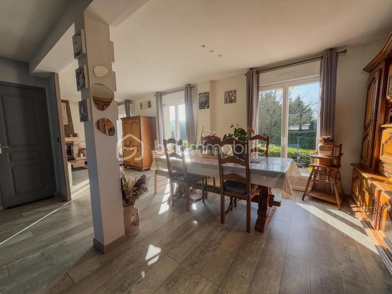 Maison - 96 m² - 4 pièces