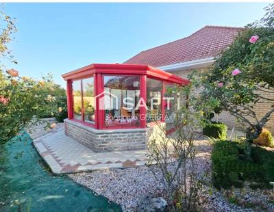 Maison - 213 m² - 8 pièces